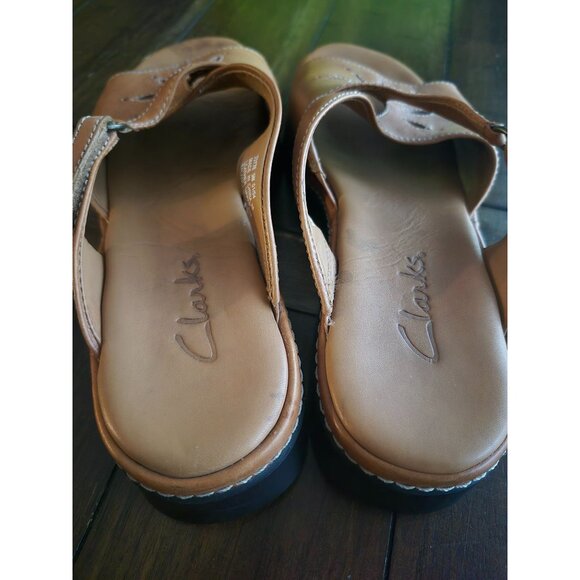 Clarks Tan Leather Sandals 9M - Picture 2 of 6